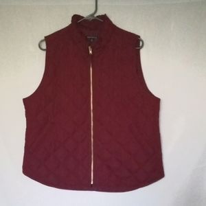 Burgundy J. Crew Mercantile Quilted Zip Up Puffer Vest. Ruffle Neck. Sz XL